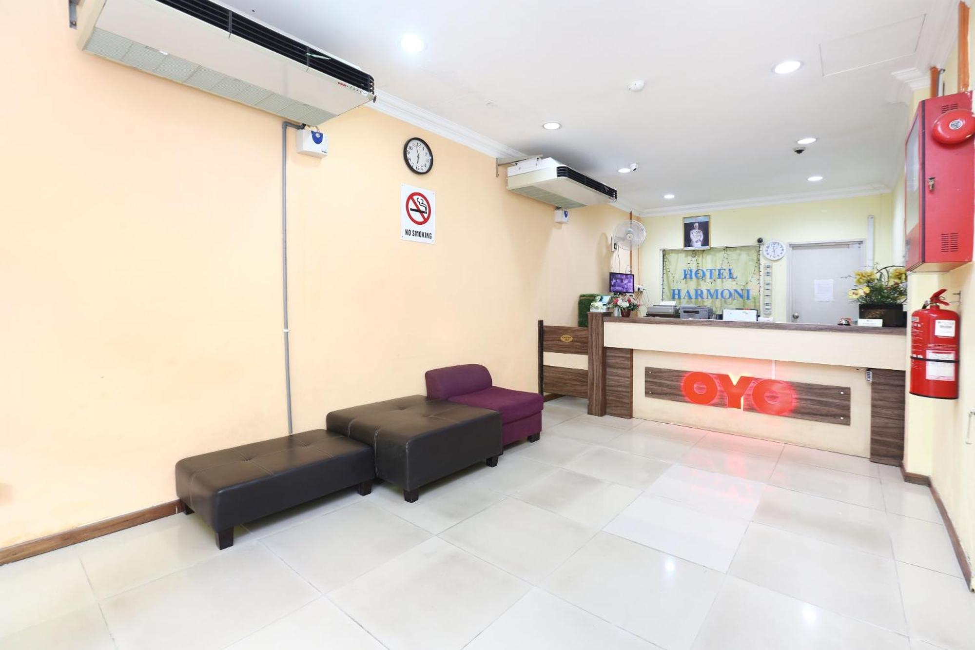 Super Oyo 89651 Harmoni Hotel Kota Bharu Dış mekan fotoğraf