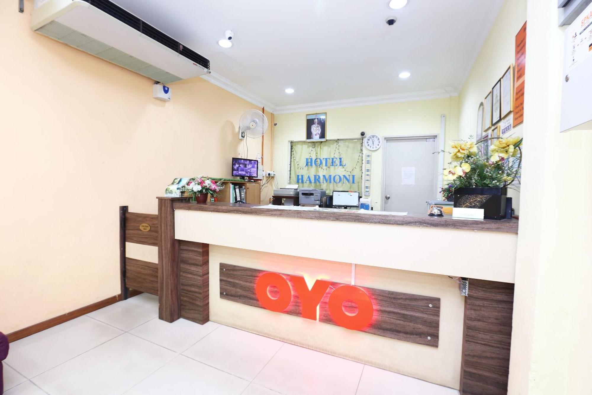 Super Oyo 89651 Harmoni Hotel Kota Bharu Dış mekan fotoğraf