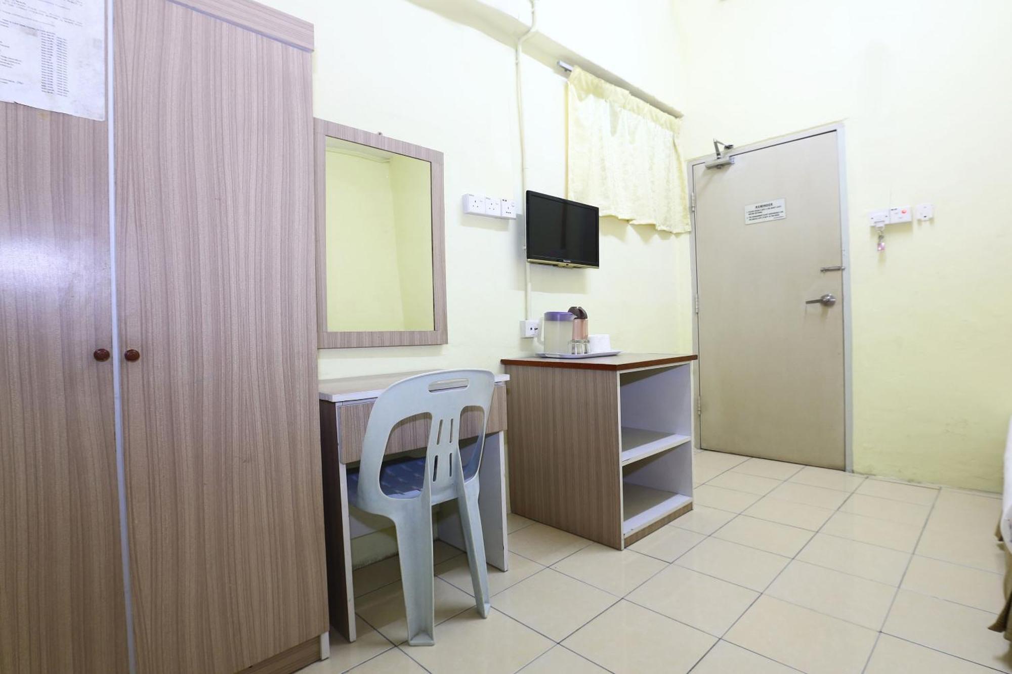 Super Oyo 89651 Harmoni Hotel Kota Bharu Dış mekan fotoğraf